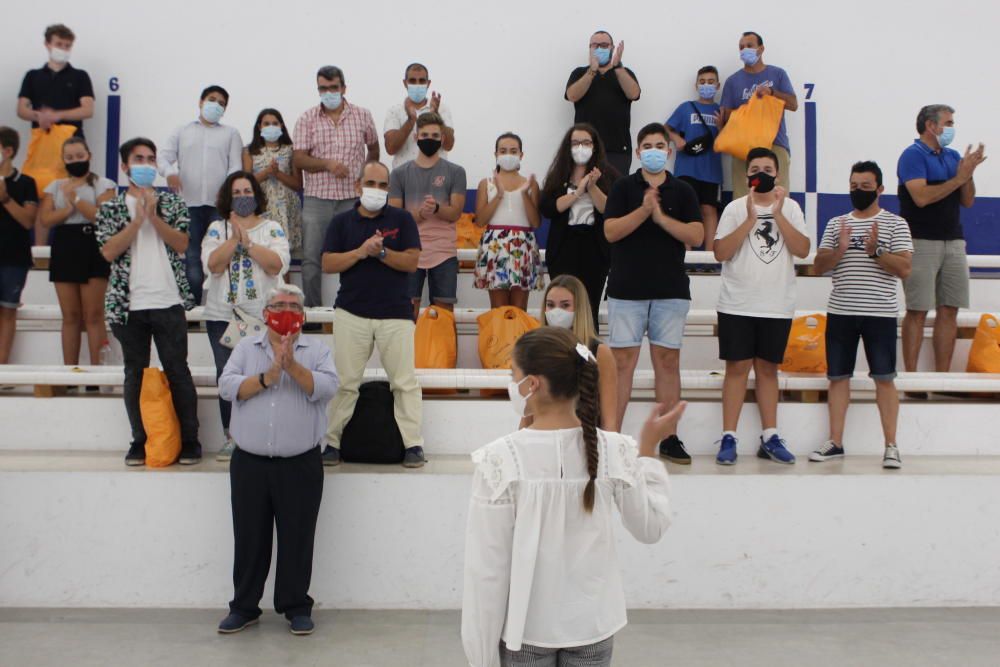 Entrega de los equipajes del campeonato de pilota valenciana de la JCF