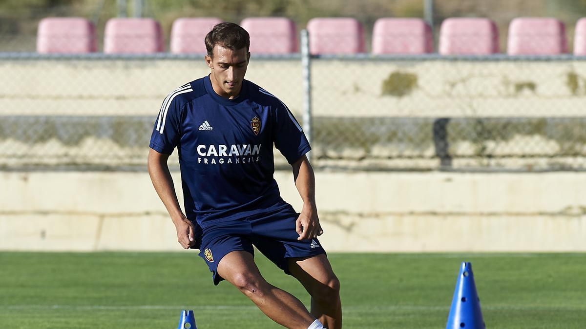 Baselga, durante un entrenamiento con el Real Zaragoza.