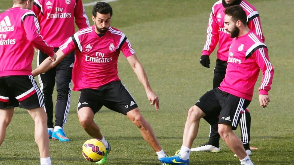 Arbeloa y Carvajal en un entrenamiento en 2015