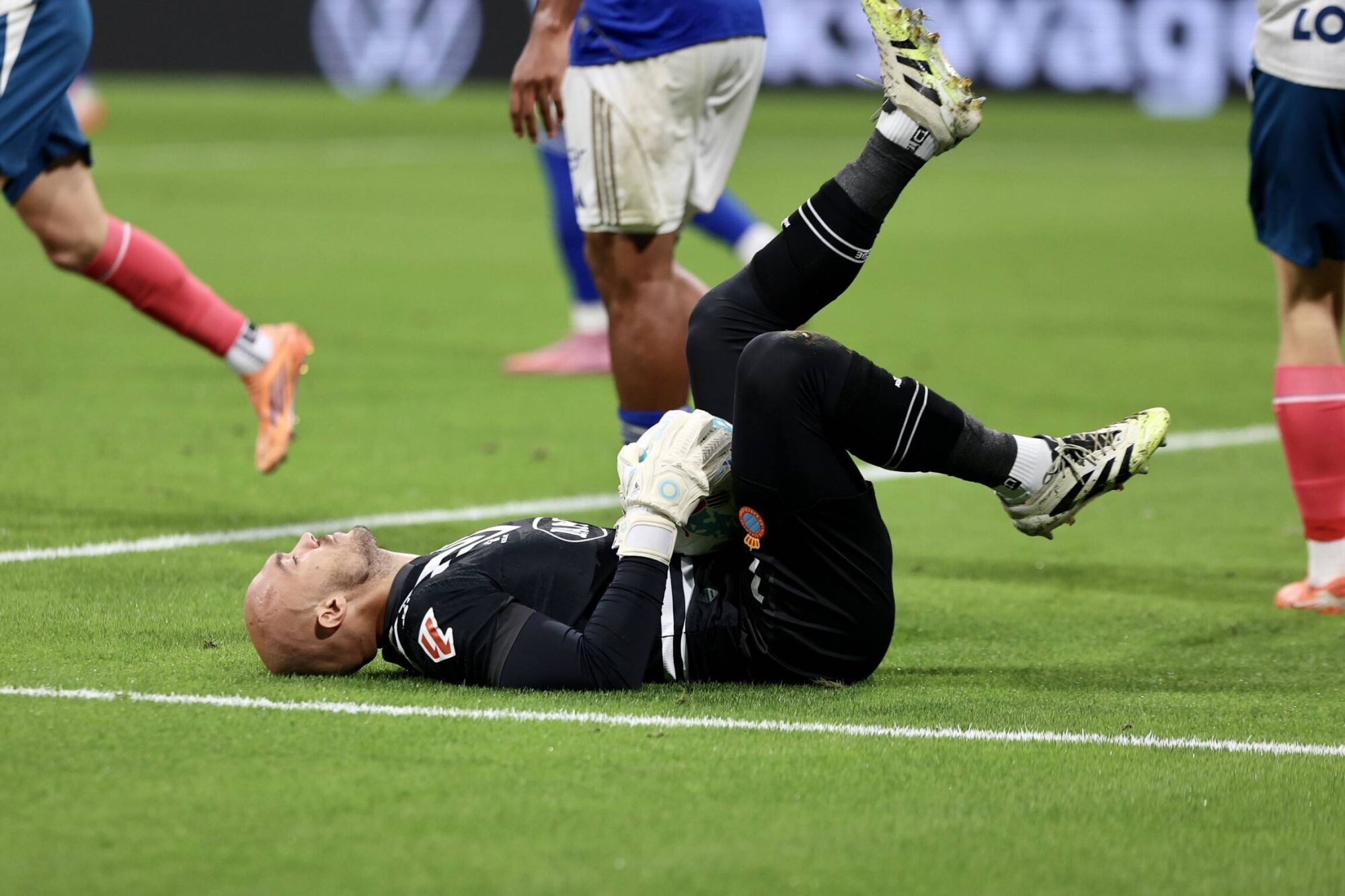 Todas las IMÁGENES del reestreno de Carrión con el Oviedo, con derrota ante el Espanyol 