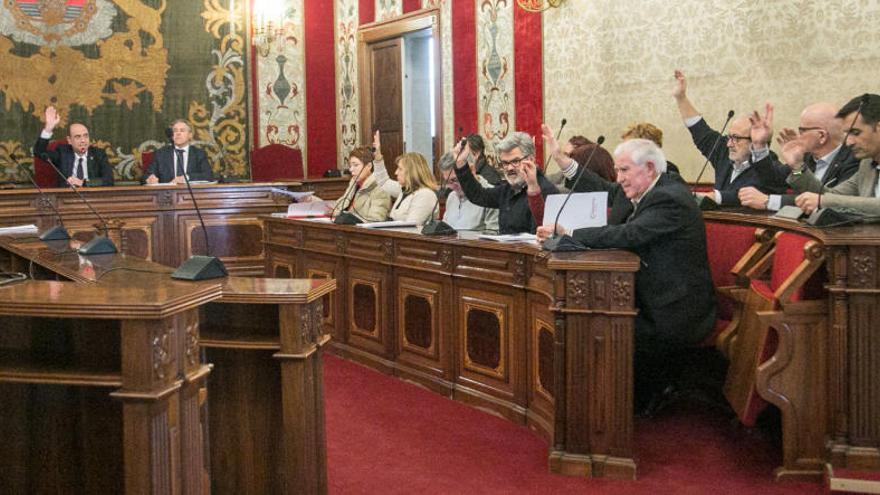 Reunión del Consejo Local de Comercio, este mediodía