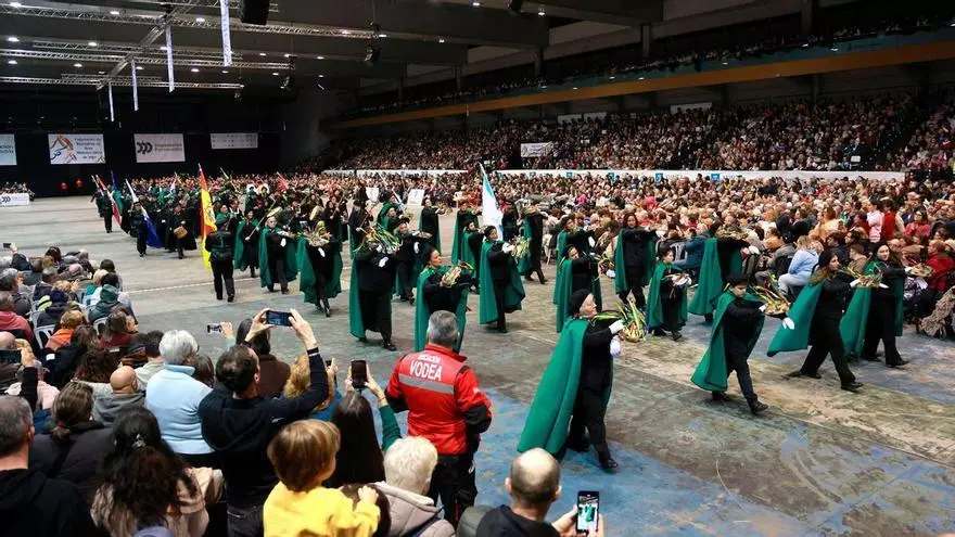 6.500 espectadores llenan el Ifevi para disfrutar de las rondallas