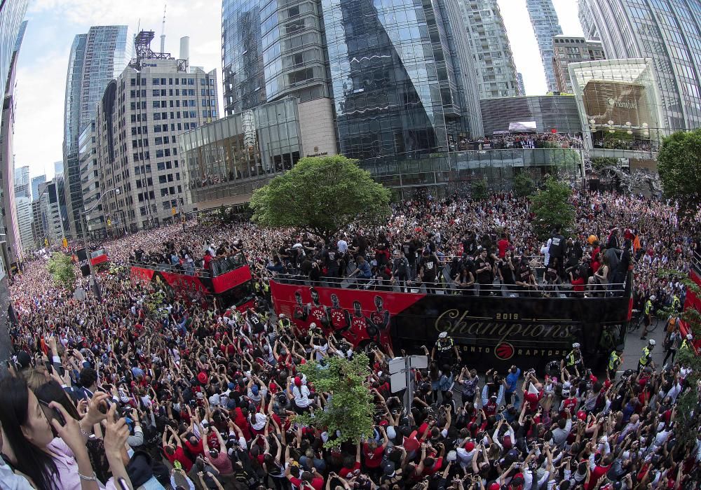 Los Raptors celebran el título de la NBA