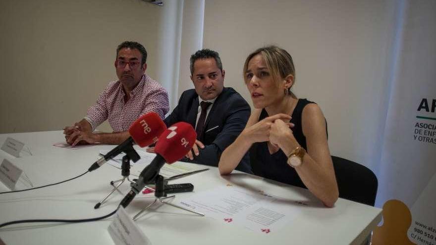 120 familias se benefician del programa de apoyo a cuidadores en Alzheimer Zamora