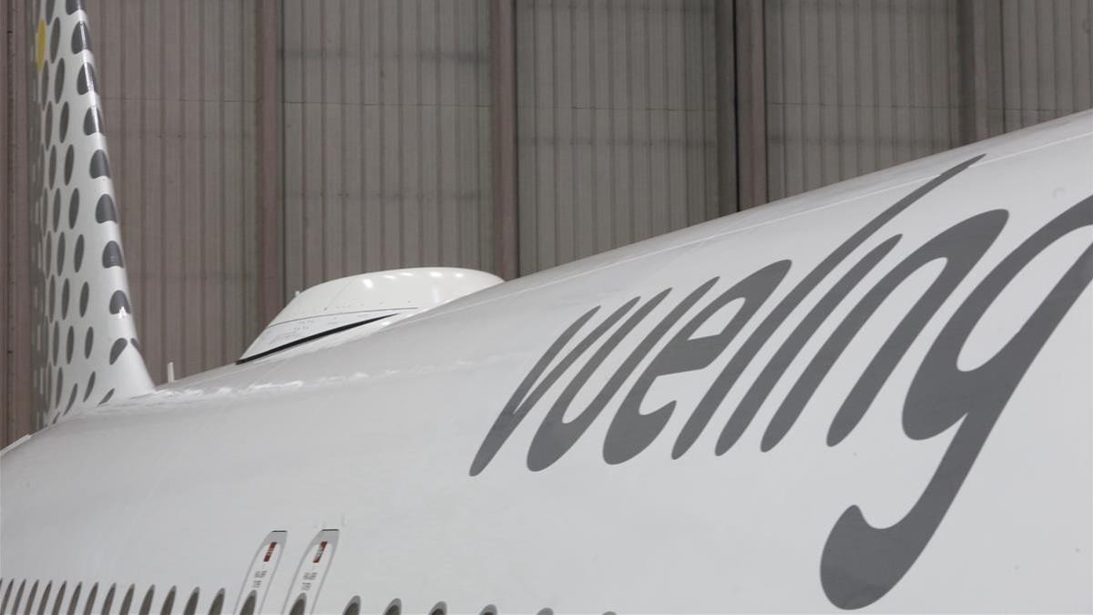 Vueling cancela 150 vuelos este fin de semana por la huelga de controladores en Marsella