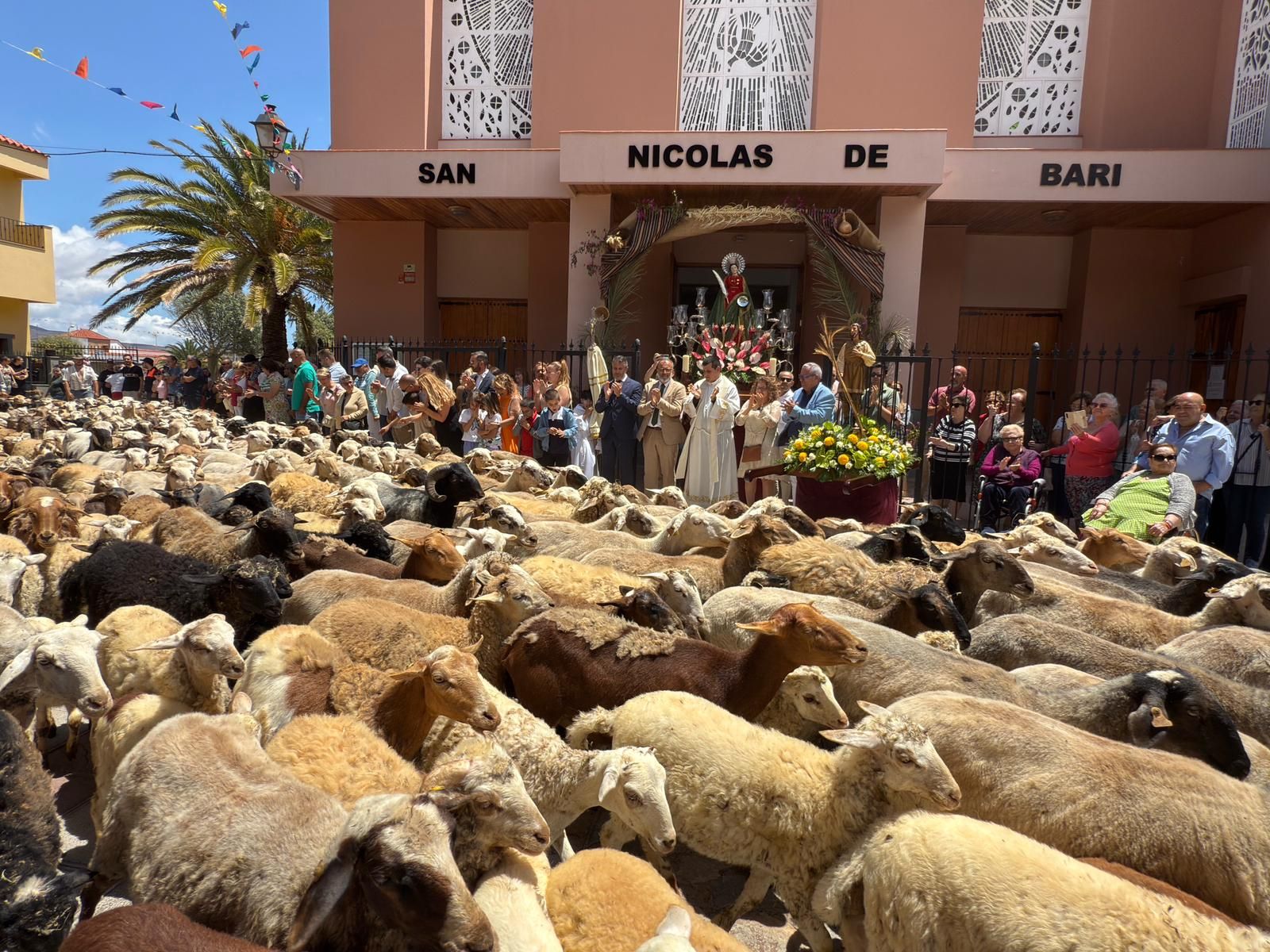 Día grande de las fiestas de San Isidro en Sardina