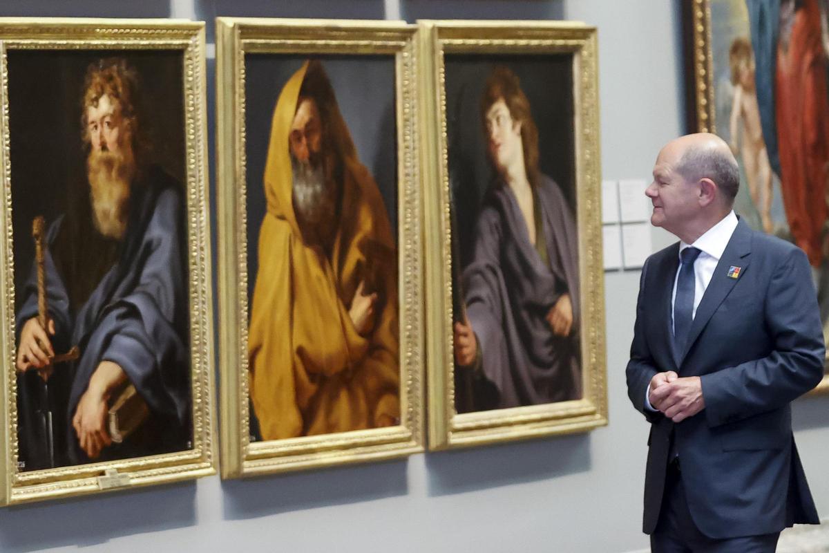 Los jefes de Estado y de Gobierno de la OTAN visitan el Museo del Prado