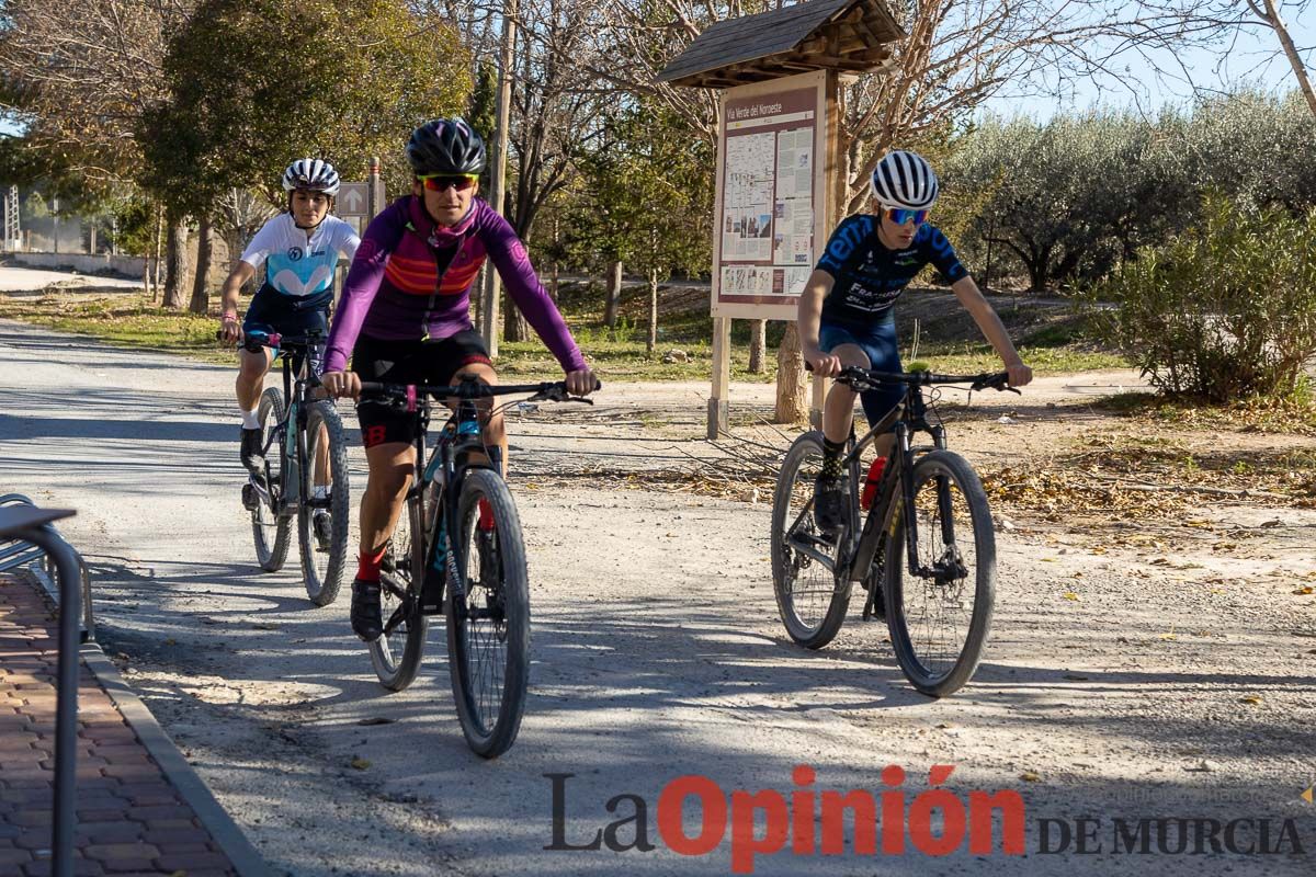 Women in Bike007.jpg