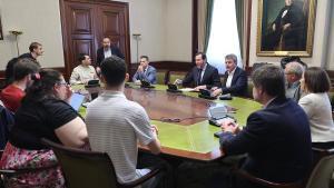 Els usuaris de Rodalies es reuneixen amb Puente, que els promet aprovar aviat quatre estudis d'obres clau