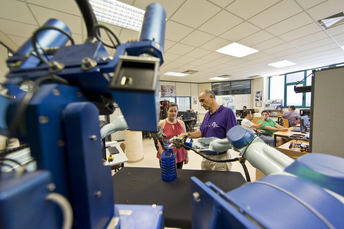 Tecnología de vanguardia para enriquecer la calidad de la formación que ofrece la Universidad Jaume I de Castellón