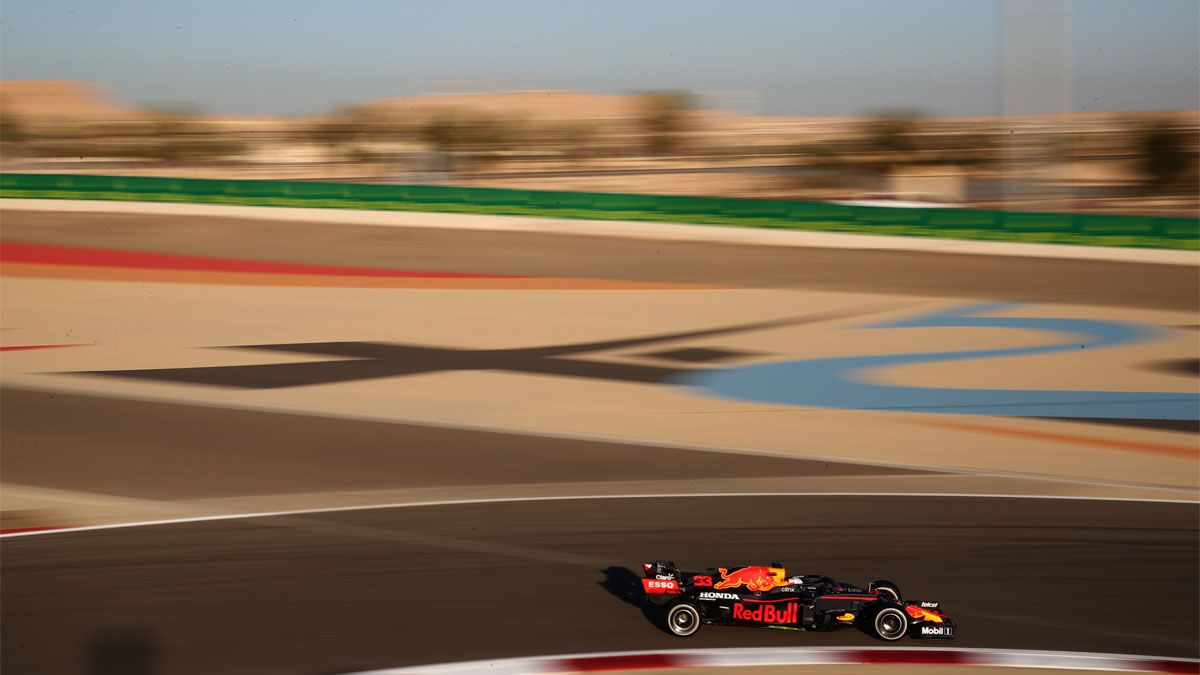 Max Verstappen, el más rápido en Bahrein