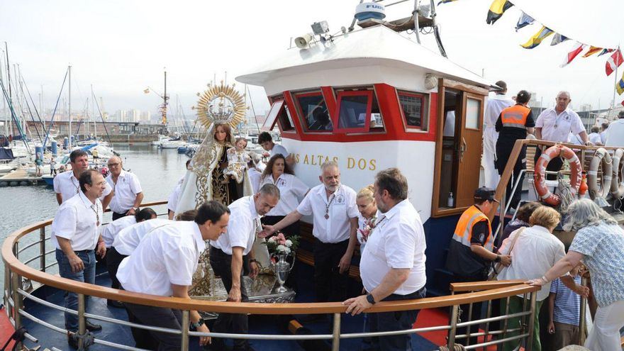 Jornada en el mar para honrar a la Virgen del Carmen