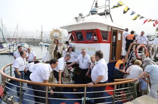 Jornada en el mar para honrar a la Virgen del Carmen