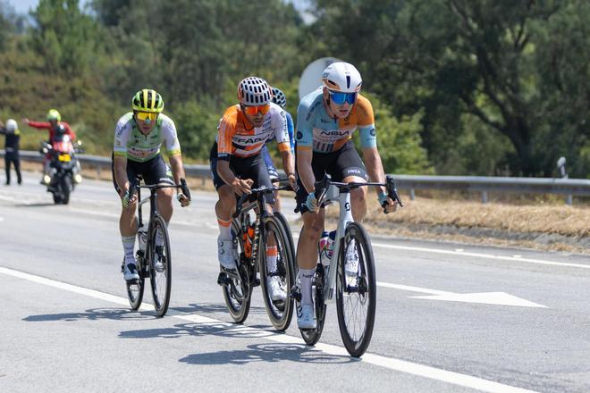 La Vuelta a Portugal continuará "sin celebraciones" tras la muerte de Finlay Tarling