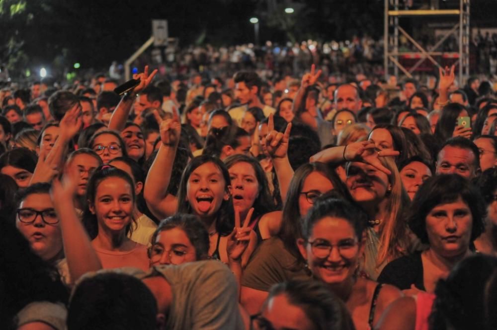 Blas Cantó conquista al público de Vilagarcía