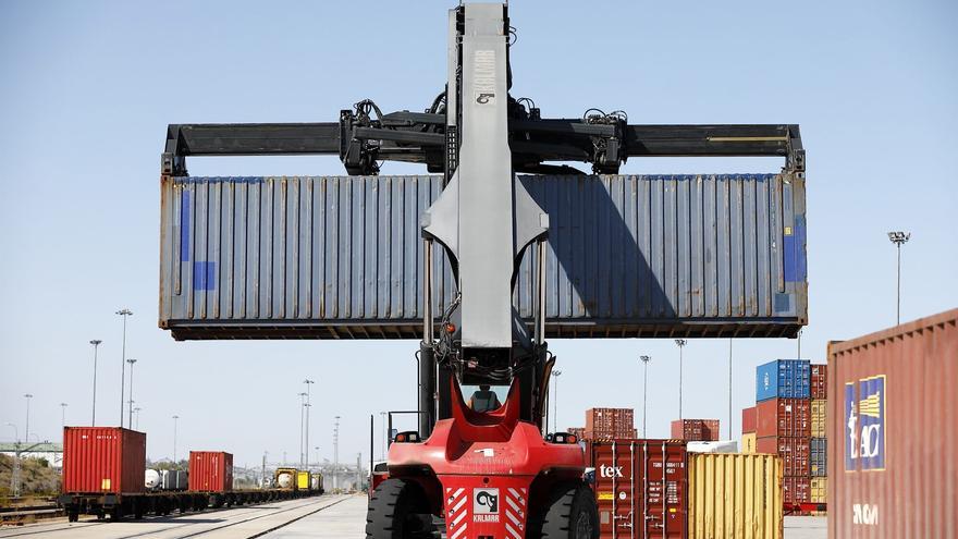 Las exportaciones españolas marcan en 2024 un récord pero aumenta el déficit comercial con EEUU hasta los 10.000 millones