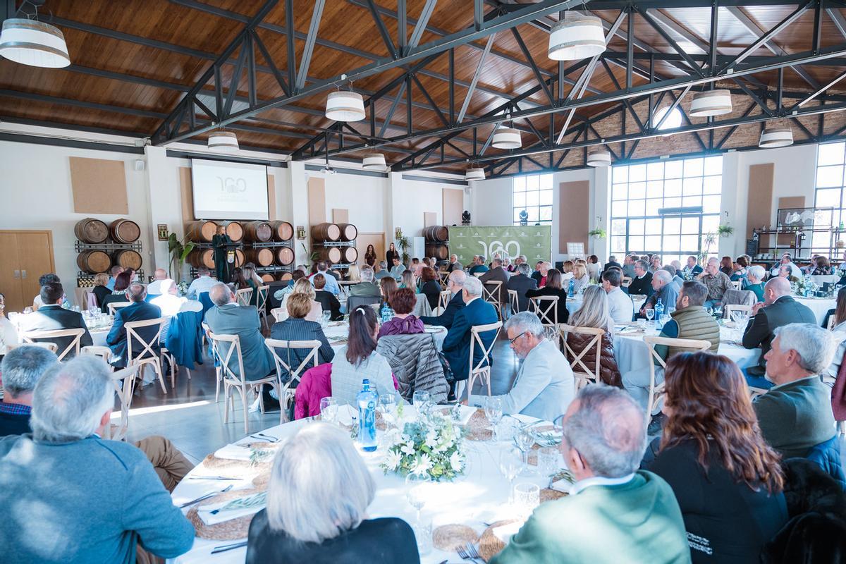 Gala del Centenario de Campoenguera, en la bodega de la cooperativa.