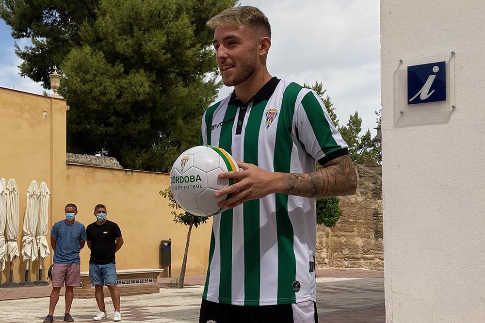 El Córdoba CF presenta a Antonio Casas en La Rambla