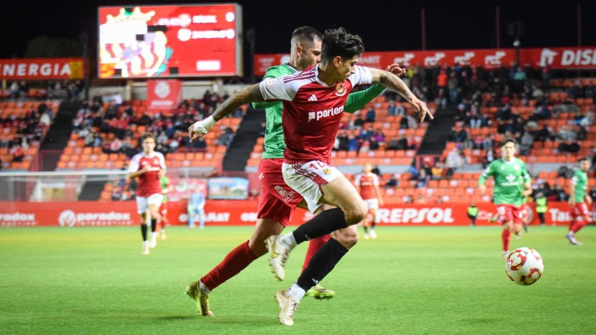 El Nàstic se impuso con apuros