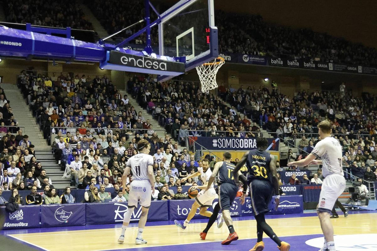 Monbus Obradoiro - Real Madrid: las imágenes del partido
