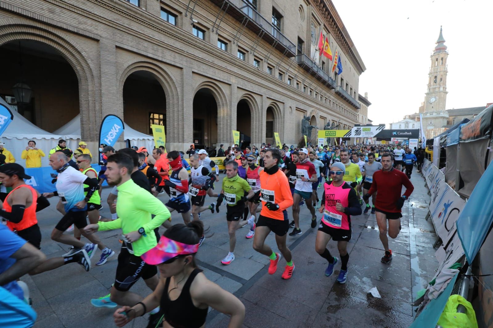 Fotos del maratón de Zaragoza 2022: Búscate en nuestras imágenes