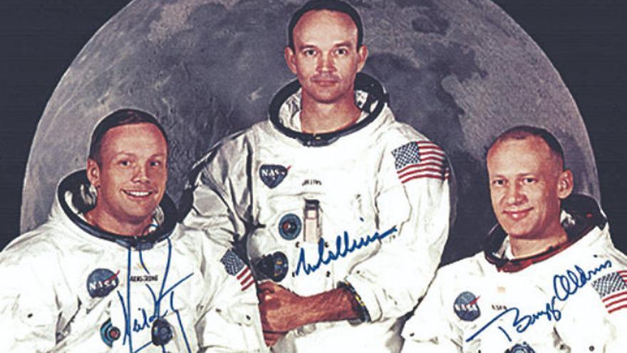 Los tres protagonistas del primer viaje lunar.