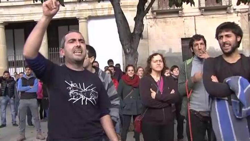 Cuatro víctimas de ETA son increpados e insultados en Alsasua