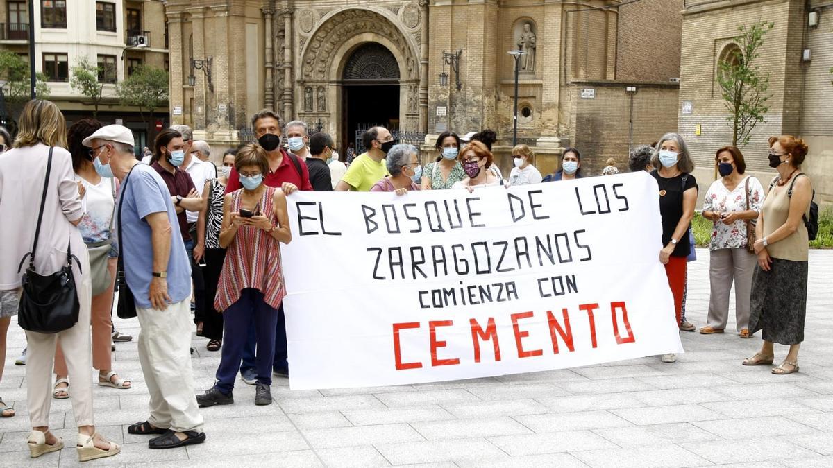 Protesta contra la reforma de la plaza de Santa Engracia