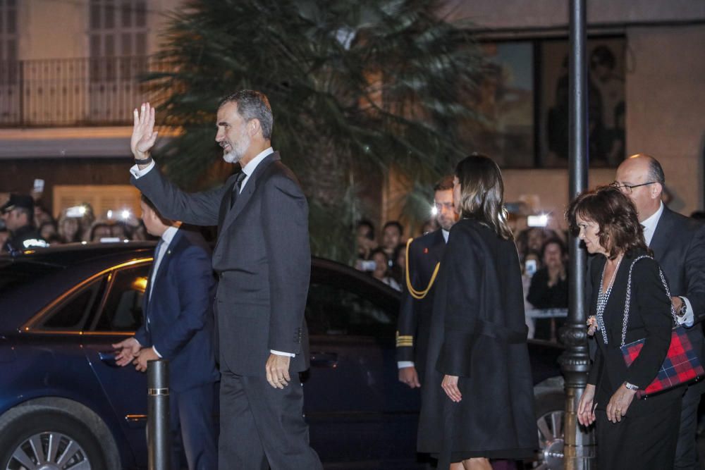 Los Reyes llegan a Manacor para presidir el funeral por las víctimas de la riada