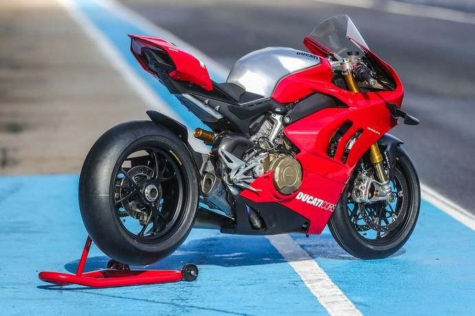 Ducati Panigale V4 R