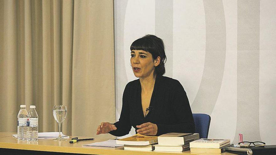 Paloma Hernández García, durante su conferencia en la Fundación Gustavo Bueno.