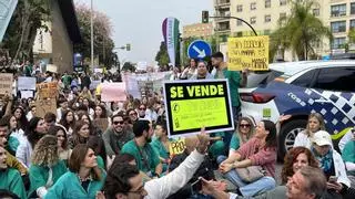 La huelga médica en Andalucía suspende miles de consultas e intervenciones tras cuatro días de parón: "Tenía revisión del infarto y me vuelvo a casa"