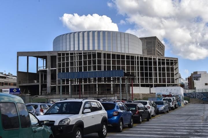 EDIFICIO A MEDIO HACER DEL PALACIO DE ...