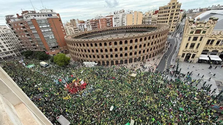 Arranque de la manifestación de Educación