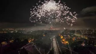 Elche vibra con una espectacular Nit de l'Albà