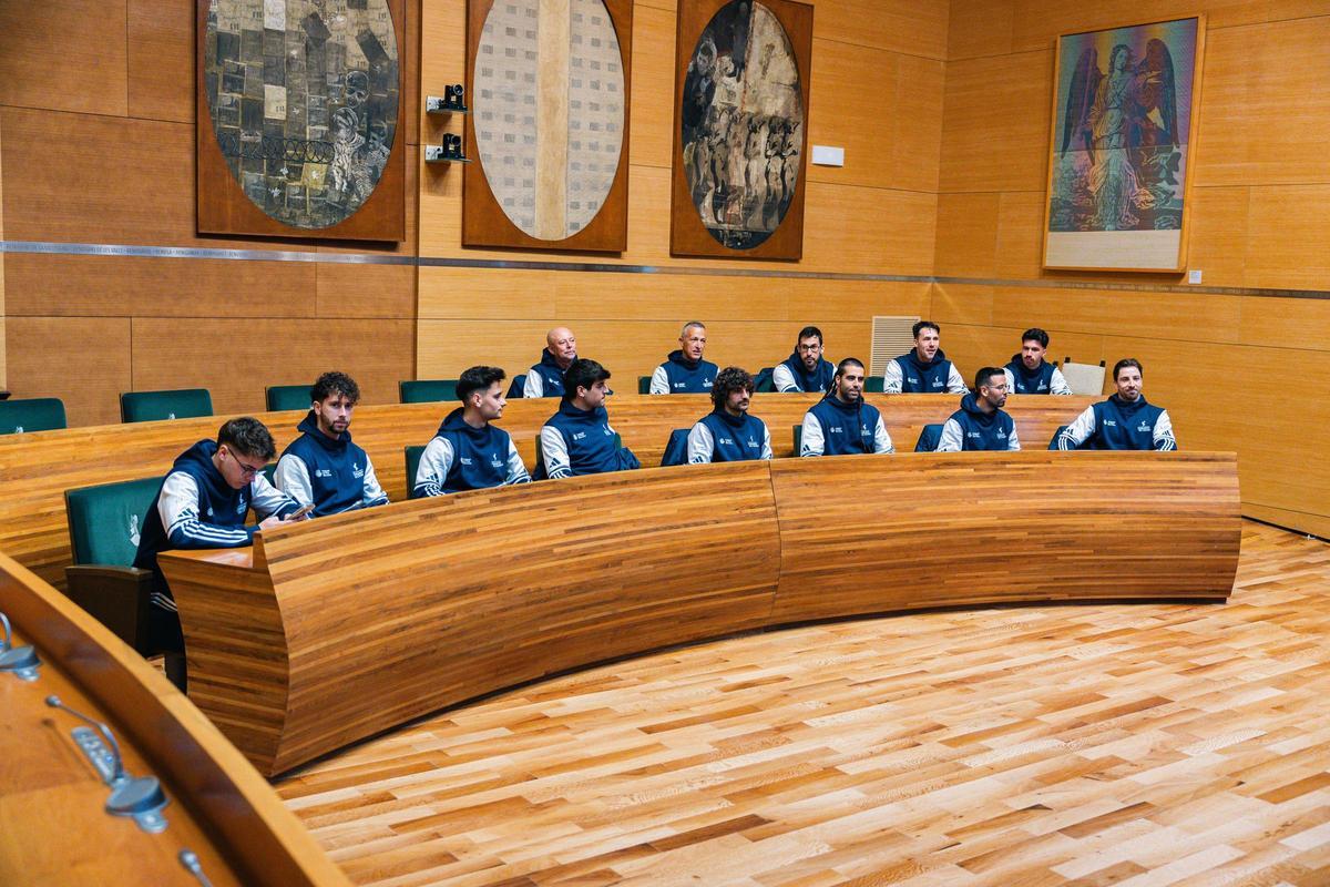 Visita de la selecció a la Diputació de València.