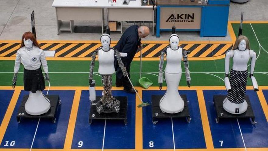 Los robots hacen peligrar los nuevos empleos de Aragón