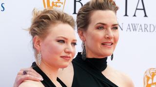 Kate Winslet y su hija, deslumbrantes en la alfombra roja de los Bafta TV Awards 2023
