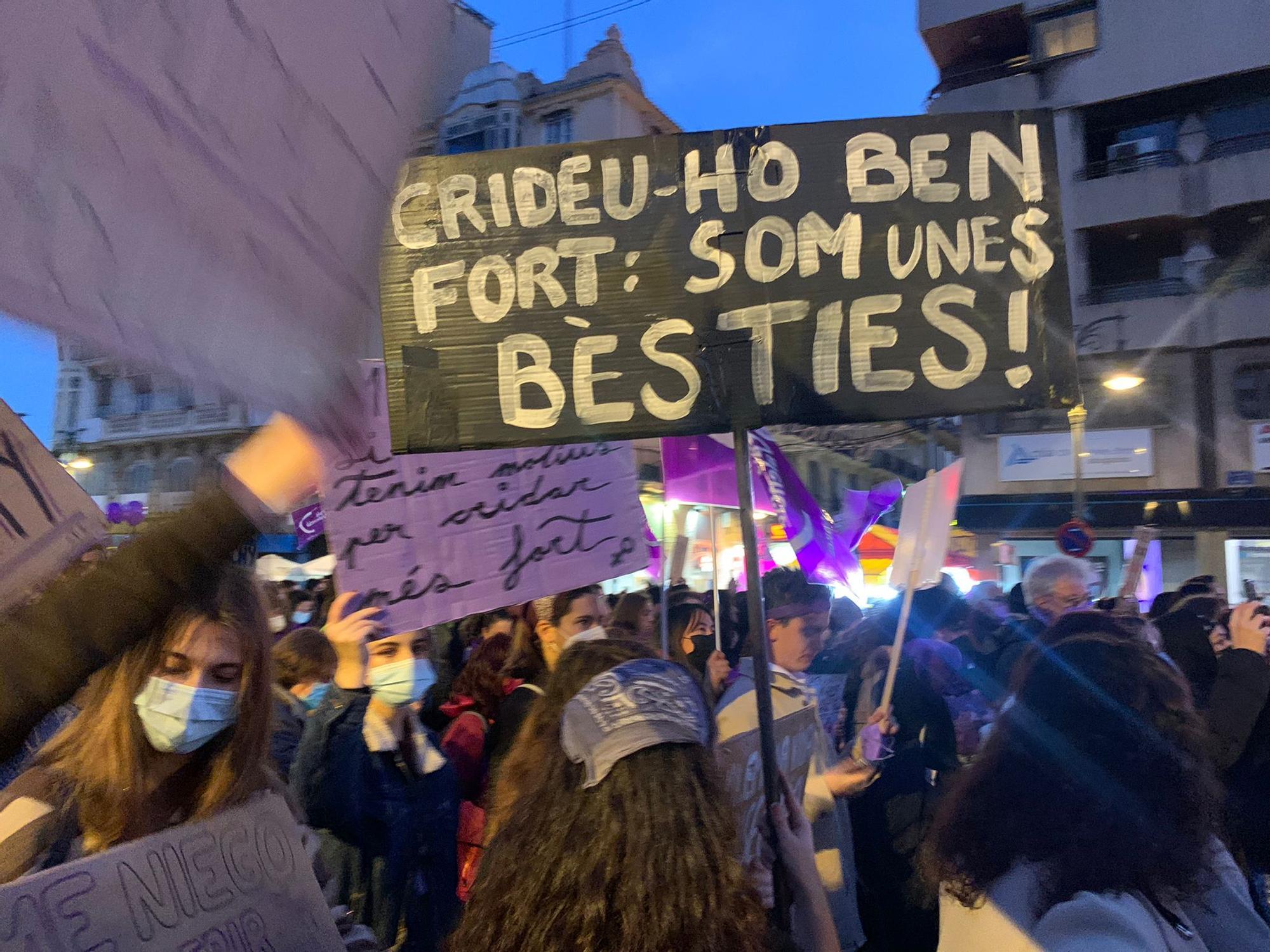 Arranca la manifestación del 8M en València