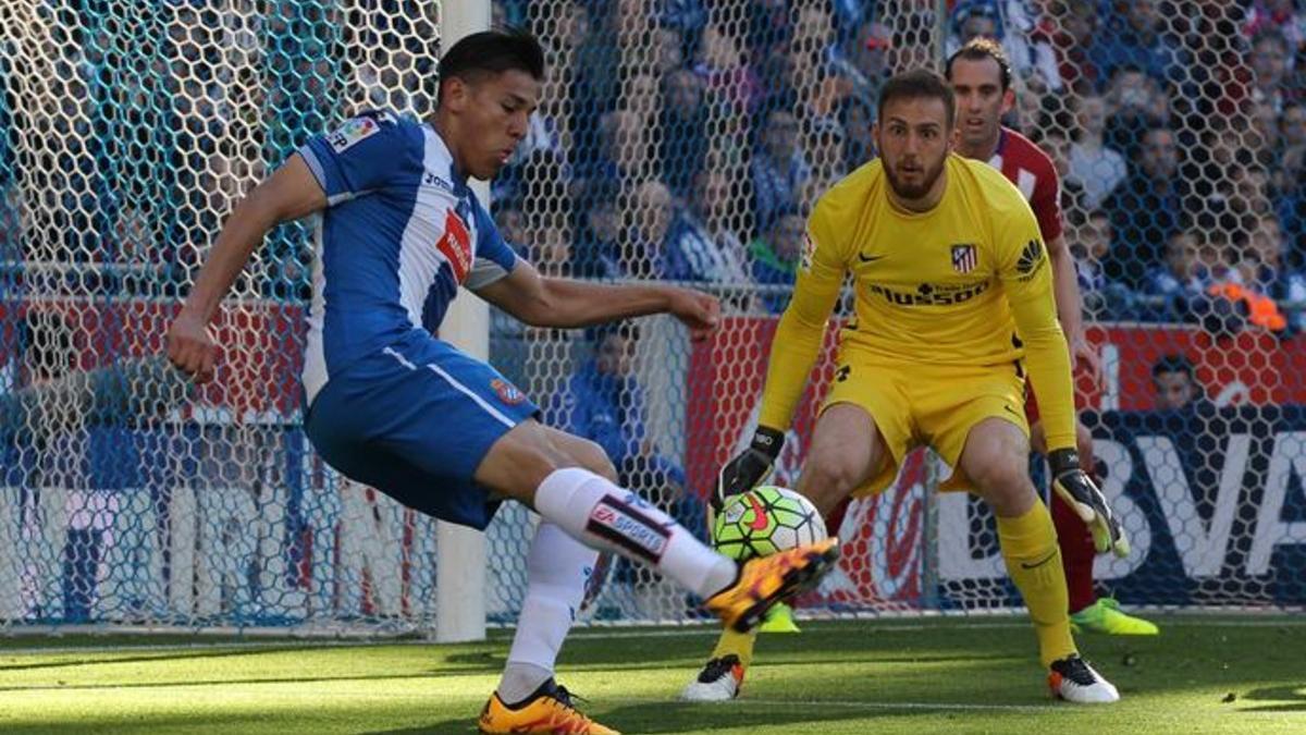 Óscar Duarte, en un partido ante el Atlético de Madrid