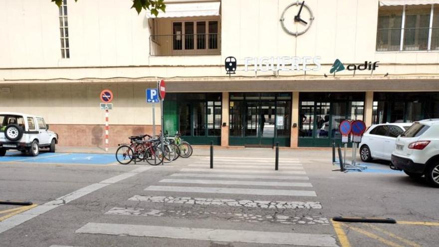 L&#039;accés a l&#039;estació de trens de Figueres