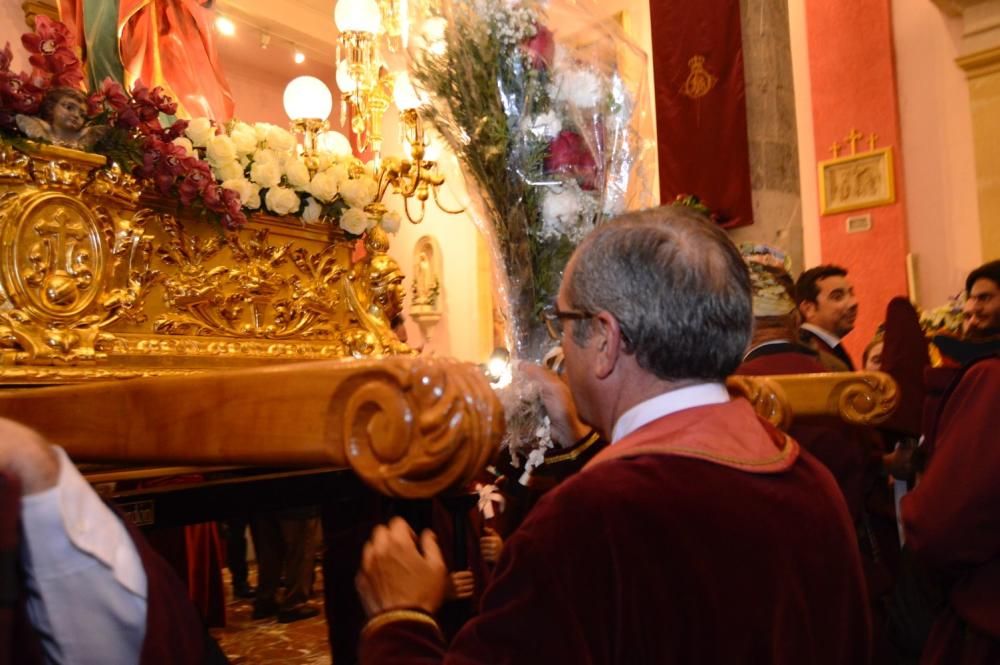 La procesión del Perdón se queda en San Antolín