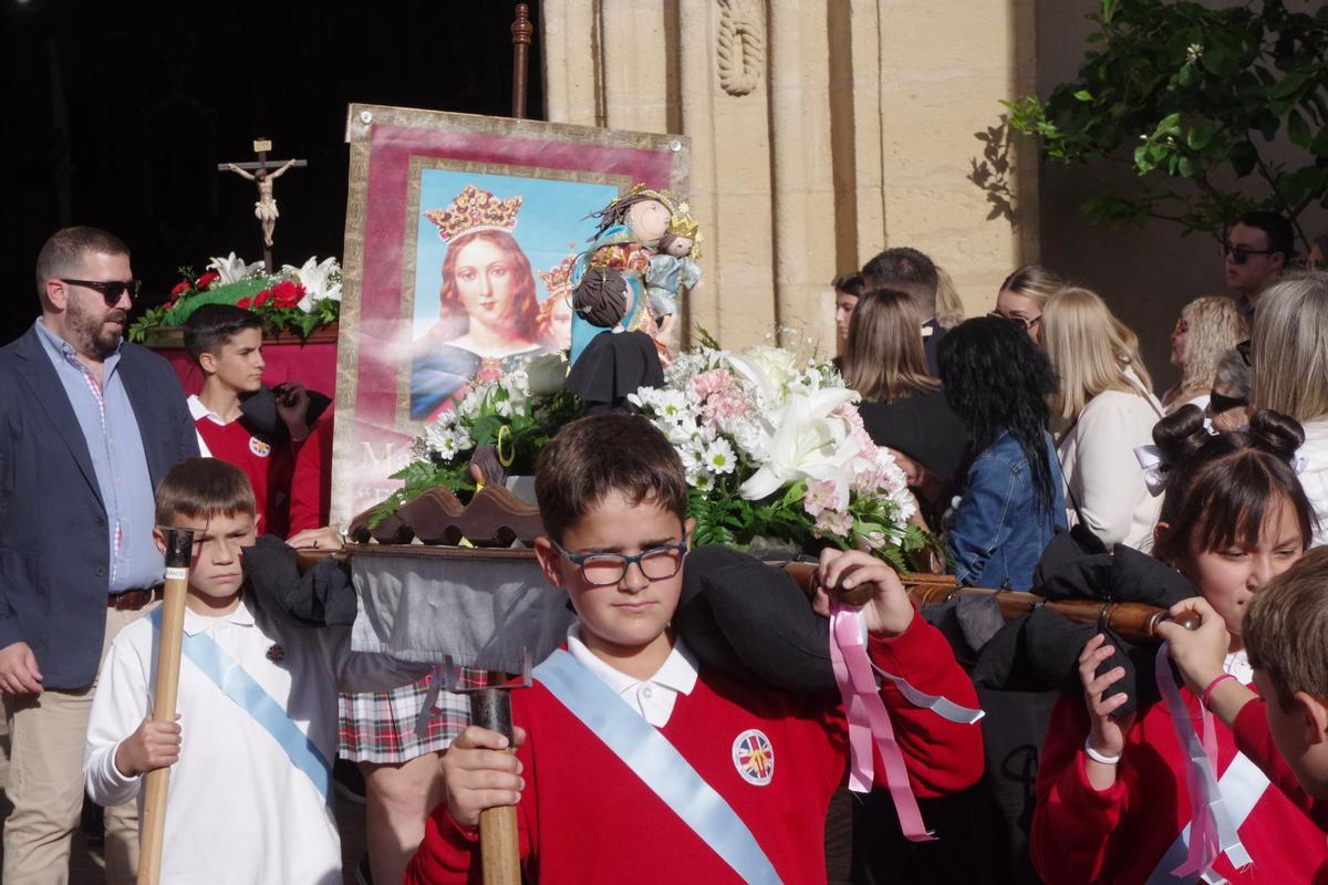 Fotos de la procesión de tronos chicos de Antequera
