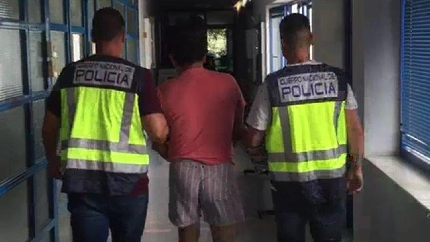 El hombre detenido por la Policía Nacional en Marbella.