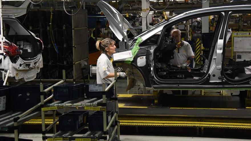 La planta de Opel vuelve a parar por falta de cajas de cambios
