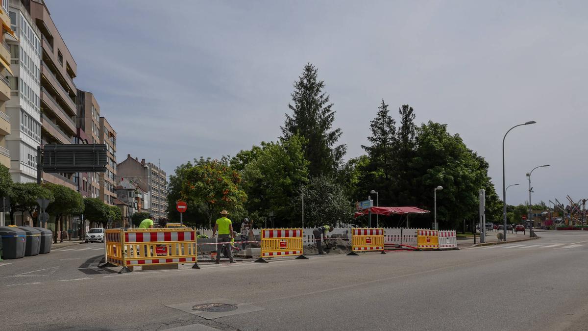 Obras del paso de peatones nuevo, este jueves.