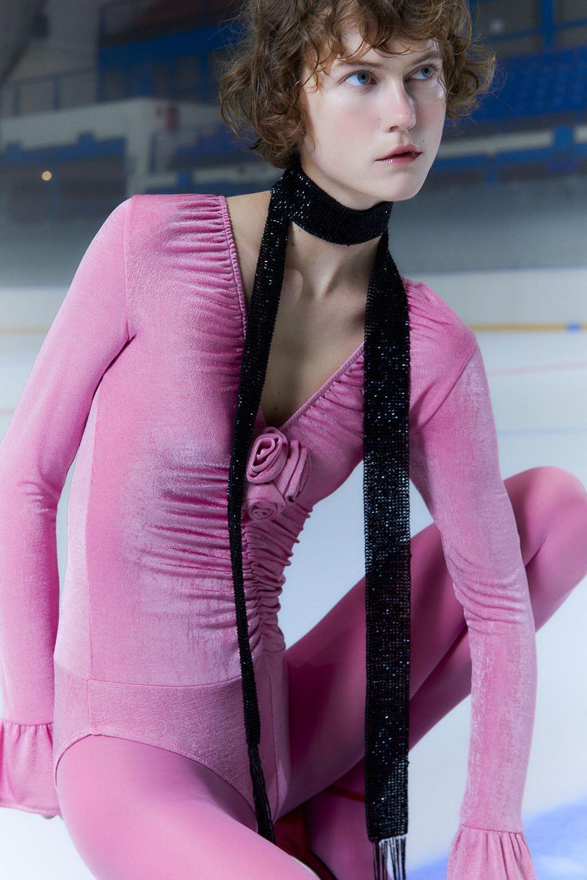 Body de manga larga con aplique de flor de Sfera