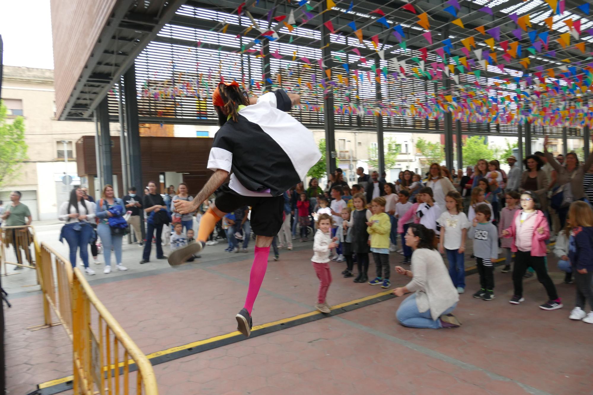 El grup Sardines en Llauna anima la mainada a Figueres