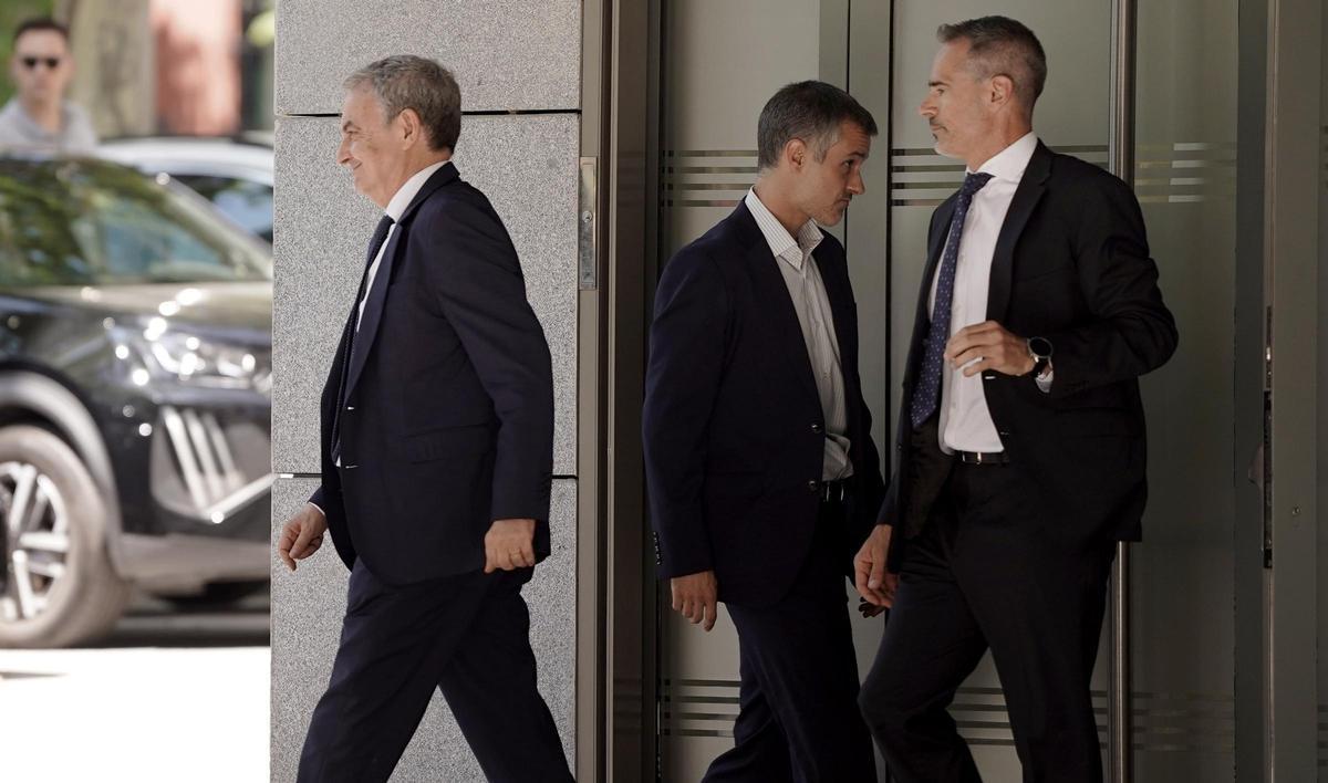 José Luis Rodríguez Zapatero, a la salida de la Audiencia Nacional.