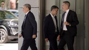 La UDEF rastreja el pagament de 300.000 euros d’un accionista de Plus Ultra al testaferro de Zapatero